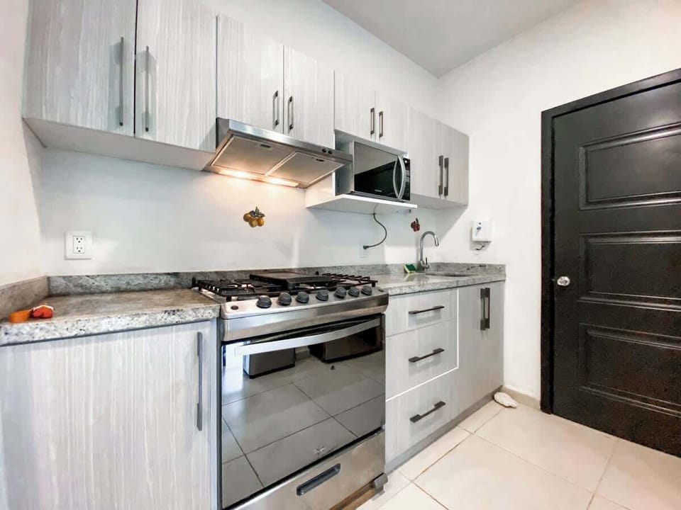 Fully equipped kitchen
