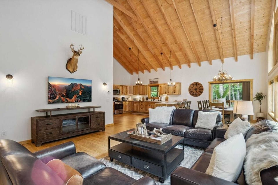 Vaulted Ceilings and Exposed Beams in the Great Room