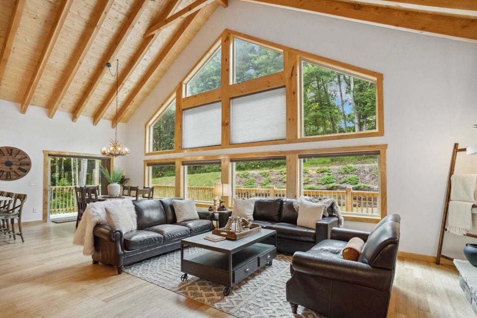 Welcome to Hidden Haven Cabin!