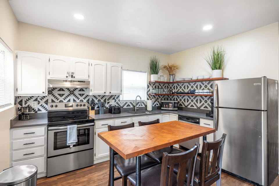 Kitchen with table for 4
