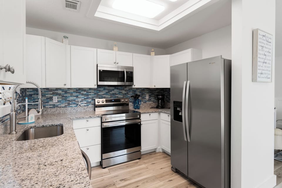 CH97: Blue Harbour Haven | Top Level Kitchen
