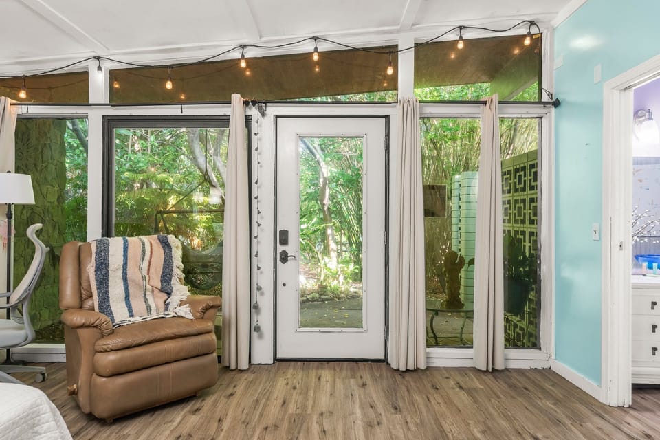 6-web-or-mls-707-richard-jackson-blvd