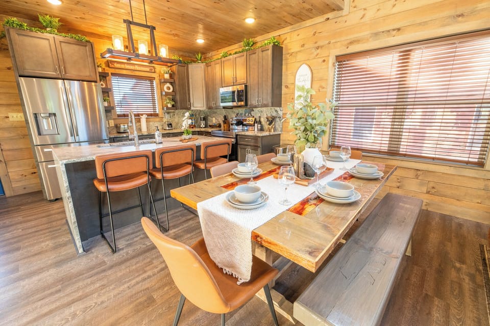 Amazing Grace's inviting dining area