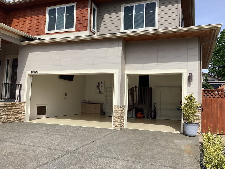 3 car garage