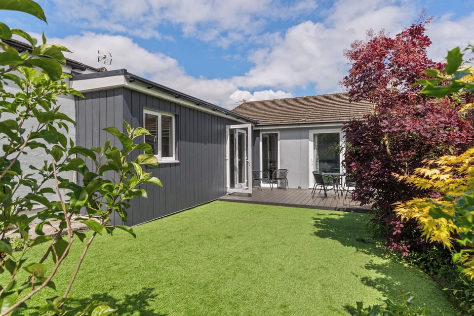 Lovely Bungalow, Near Beach and Village