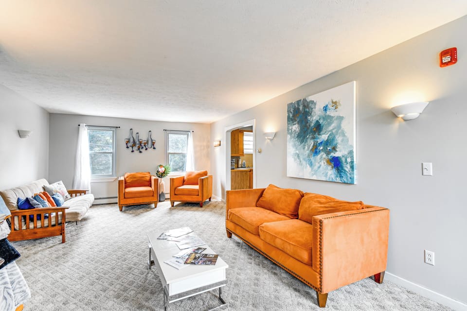 Seneca Falls Vacation Rental | 2BR | 1BA | 1,100 Sq Ft | Stairs Required