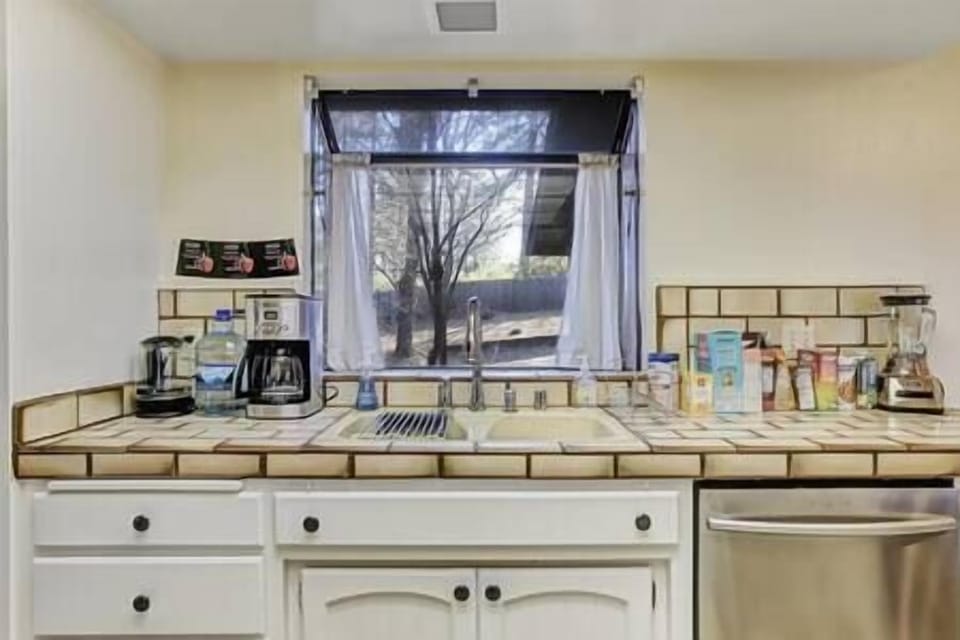 Coffee, tea and kitchen sink.