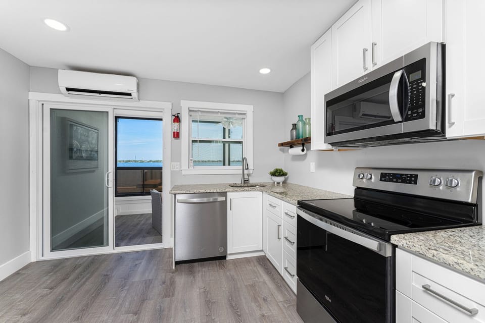 504120N20Beach20Rd20Unit204B-10