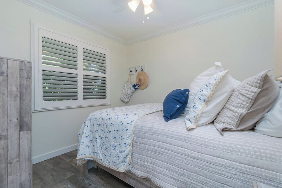 504120N20Beach20Rd-58