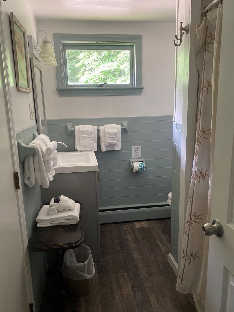 Suite20720Bathroom