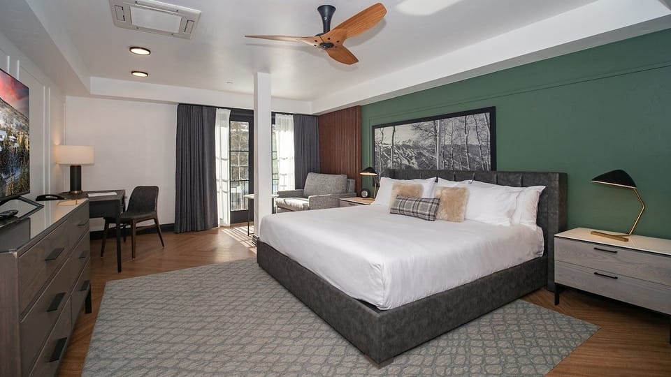 Bedroom. Interior and views may vary based on location and availability.
