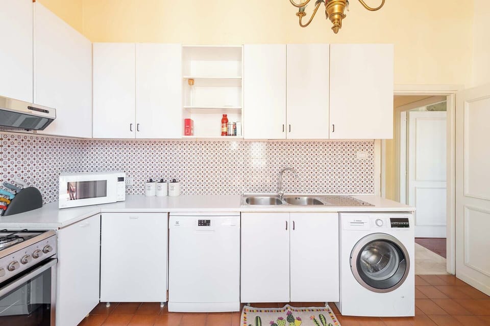 Everything you need to cook at home in this spacious kitchen.