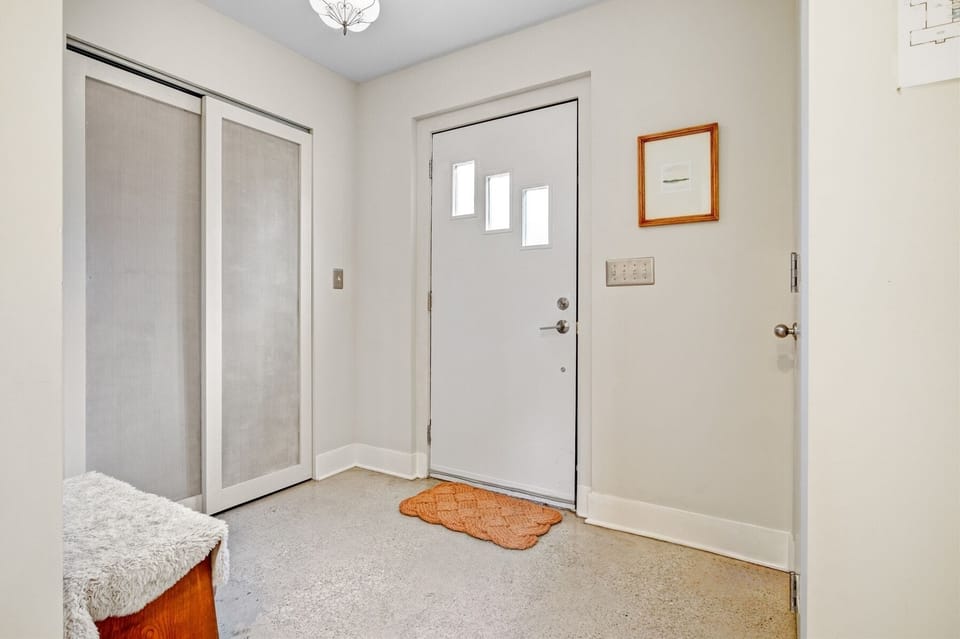 Welcoming entry to Grey Gardens