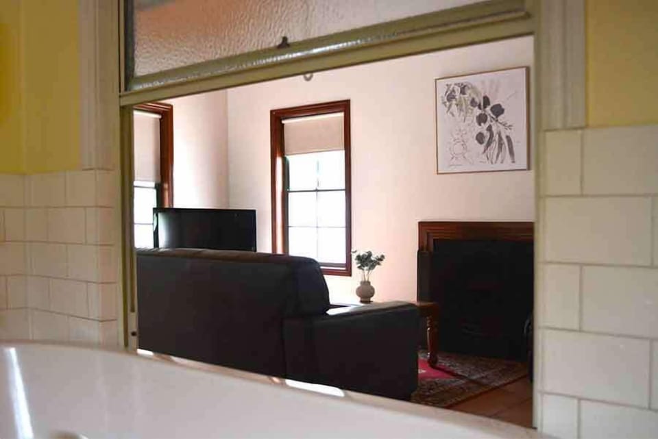 Bath/Lounge