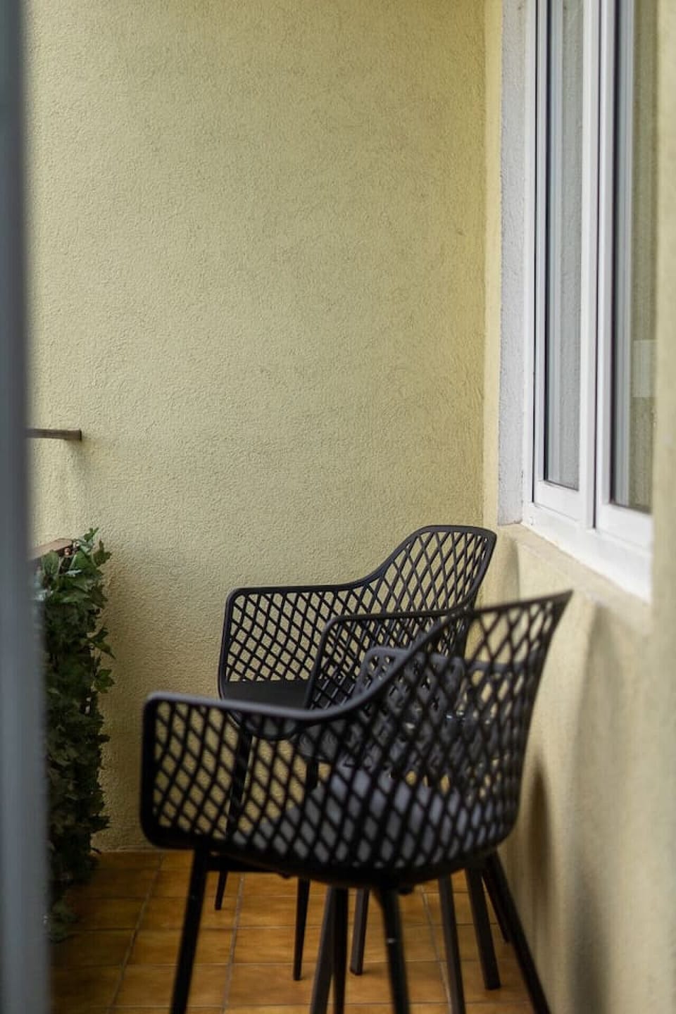 Private Balcony | Book Now with RENTUJEMY