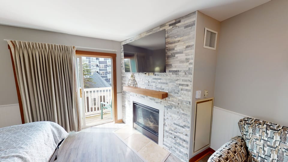 Indoors, Furniture, Living Room, Bed, Home Decor