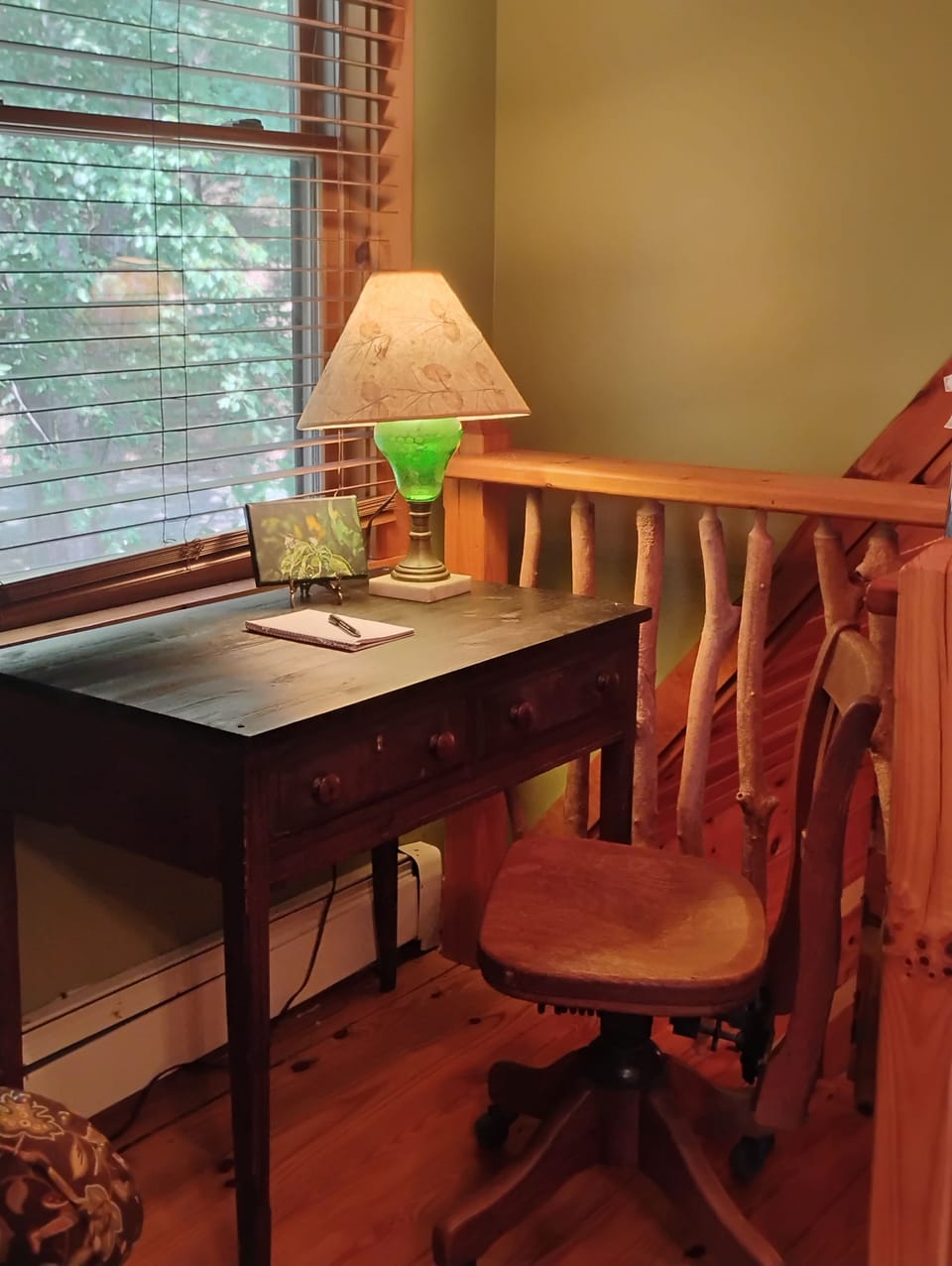 quiet workspace upper bedroom suite