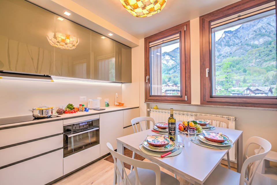 Kitchen and dining area