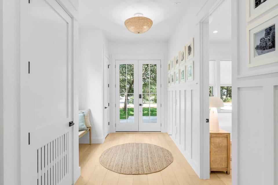 Extra Wide Entry Way