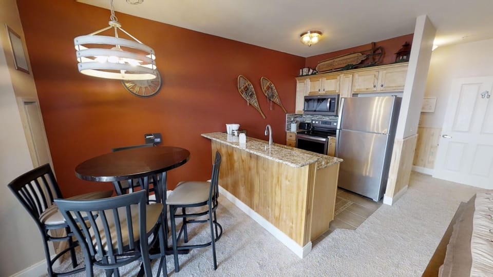 Dining Room, Dining Table, Furniture, Indoors, Table