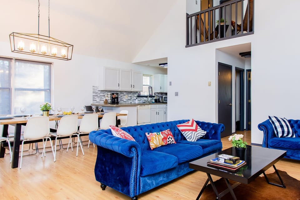 Architecture, Building, Furniture, Indoors, Living Room