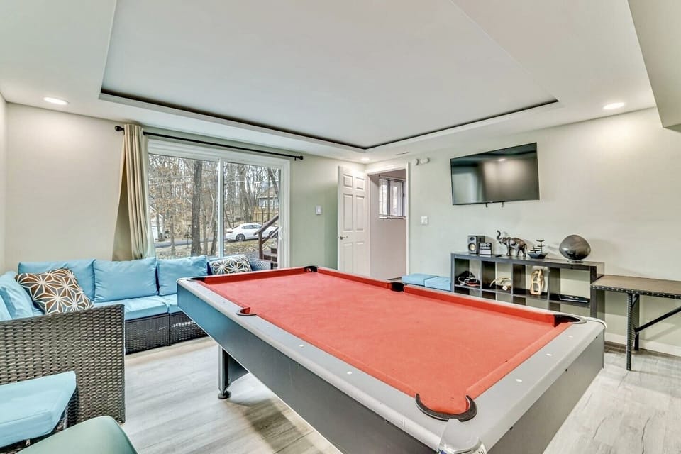 Furniture, Table, Indoors, Pool Table, Room