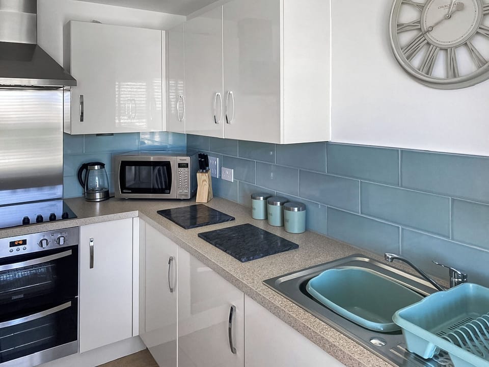Kitchen | Blissful Ocean Breeze, Perranporth