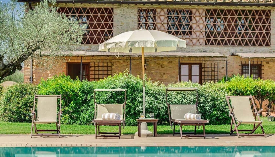 Wonderful estate for rent in the heart of Tuscany.