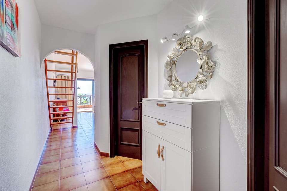 Hallway 1