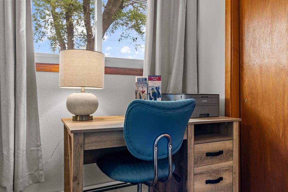 Workstation with printer