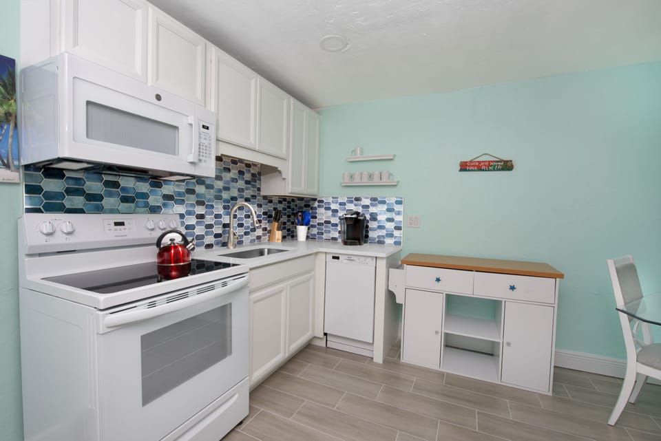 Coconut Cove #1 - Kitchen