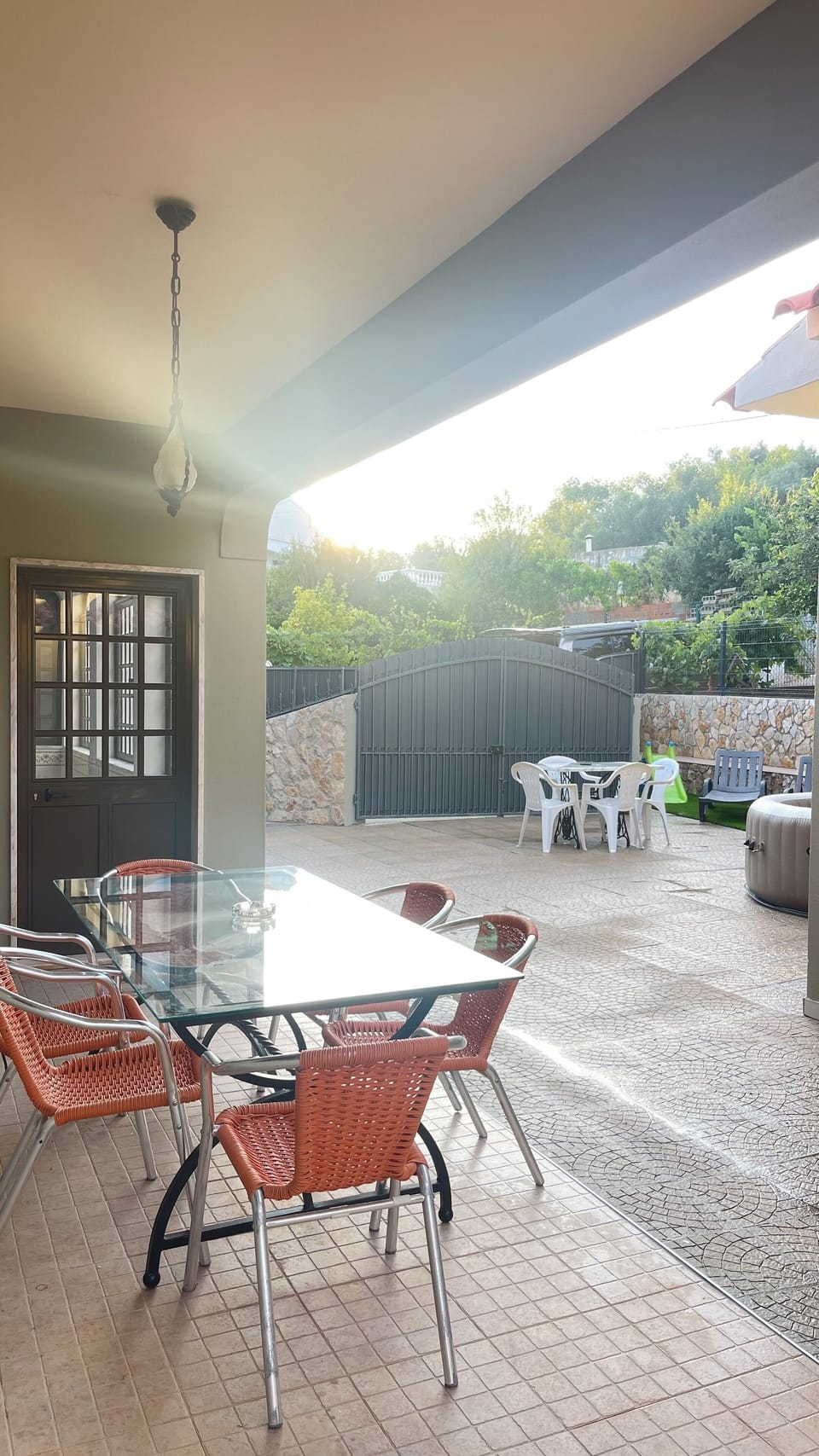 Outdoor dining