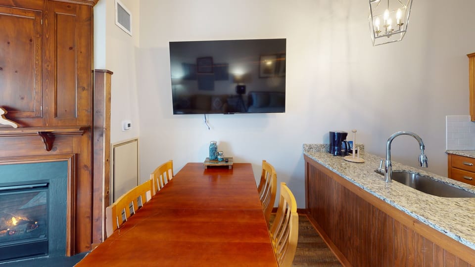 Indoors, Hardwood, Floor, Flooring, Dining Table