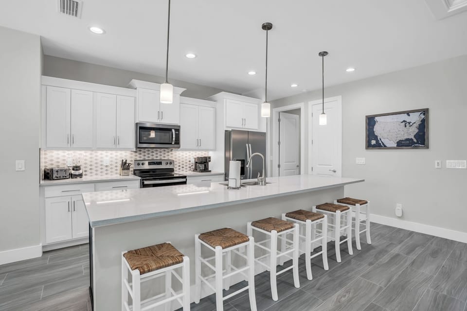 Stainless appliances & wine fridge
