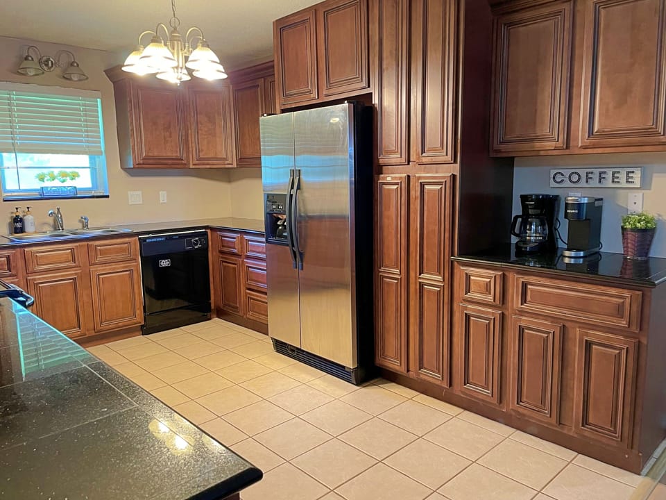 Fully equipped kitchen with everything you need for your stay.