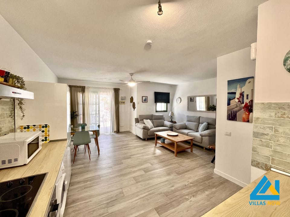 Villa Palma - Open Plan Lounge, Dining & Kitchen