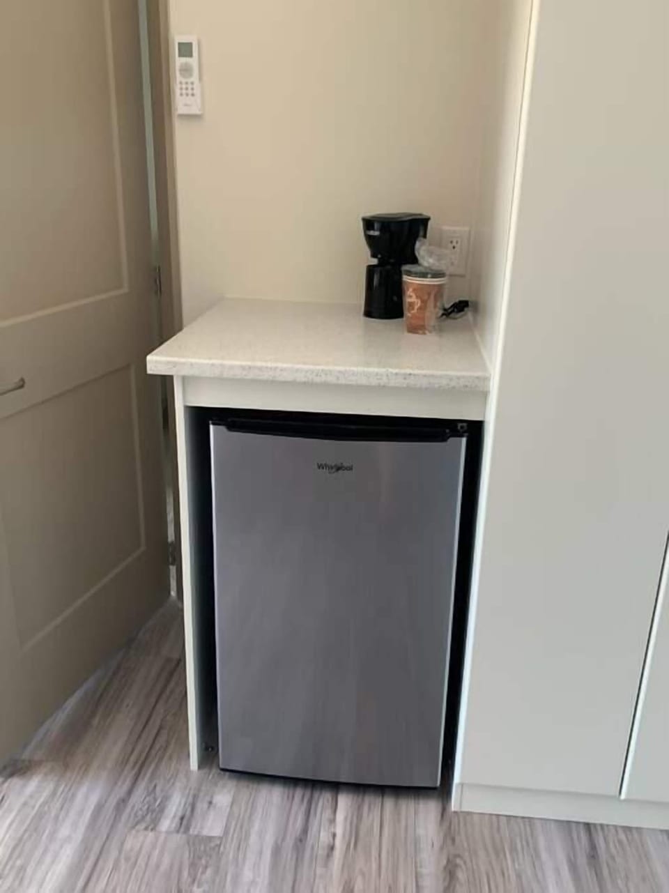 Bar fridge