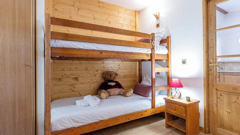 The bedrooms feature a variety of bedding options - please specify your preferences with our team!
