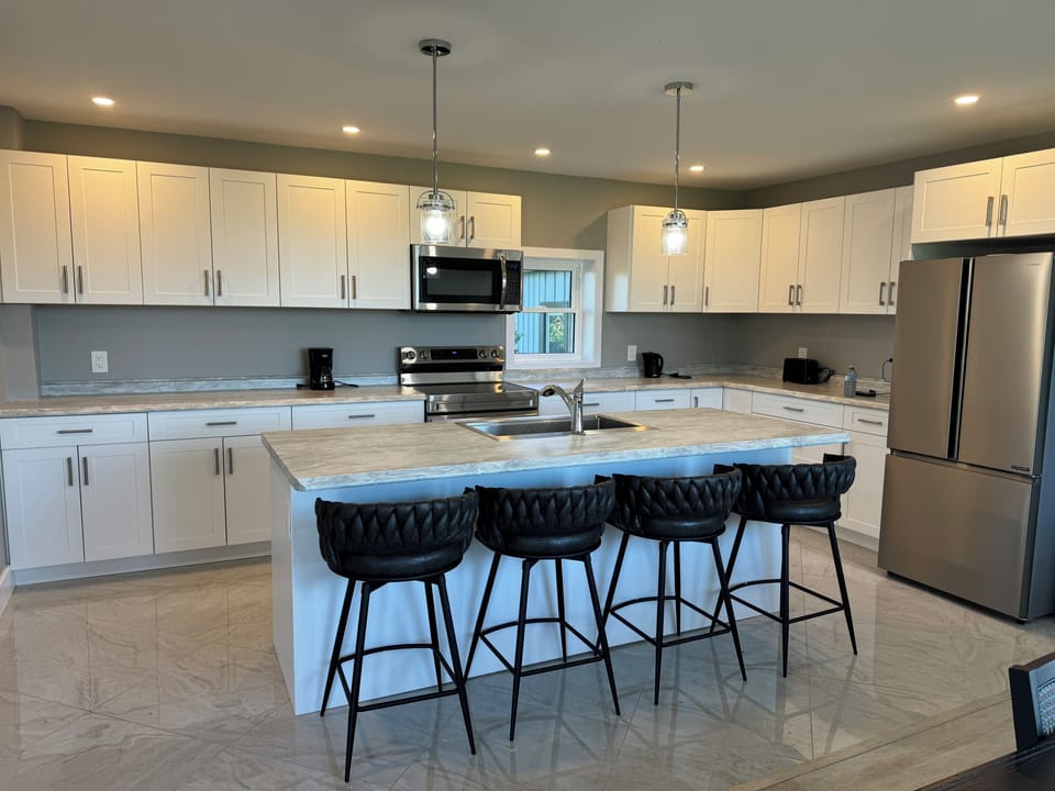 Breakfast counter seating