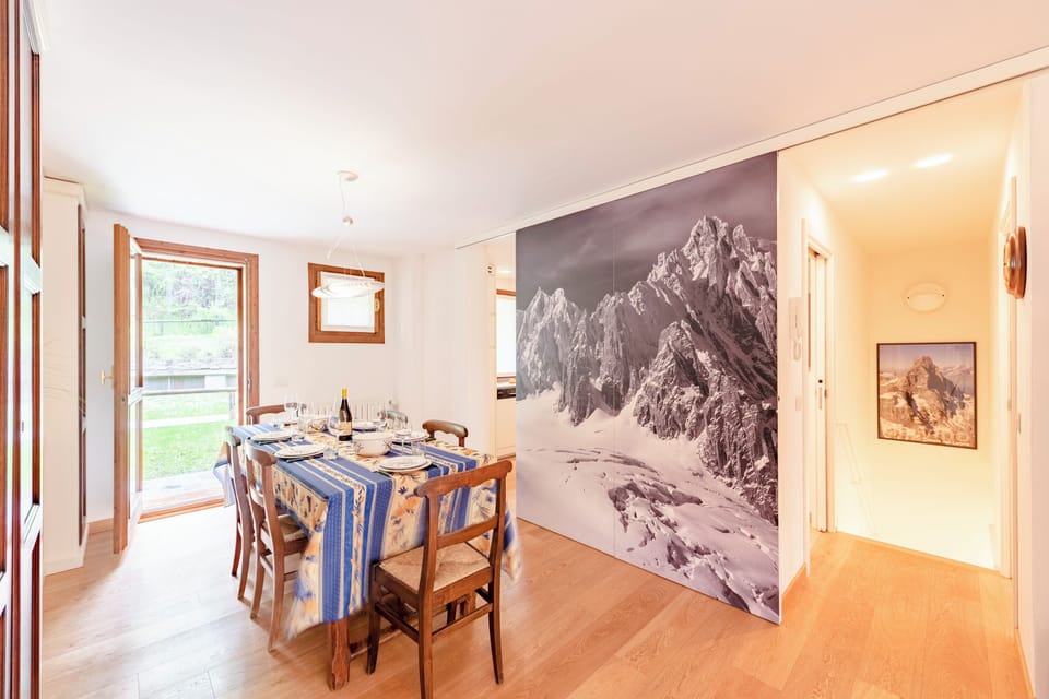 Living and dining room