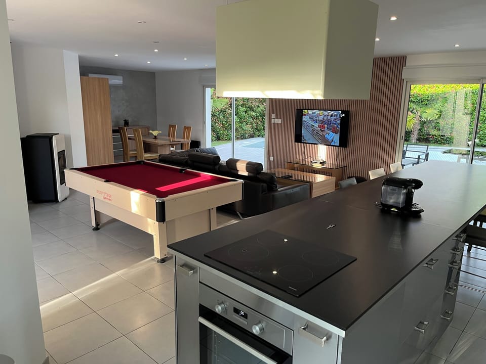 Game room
