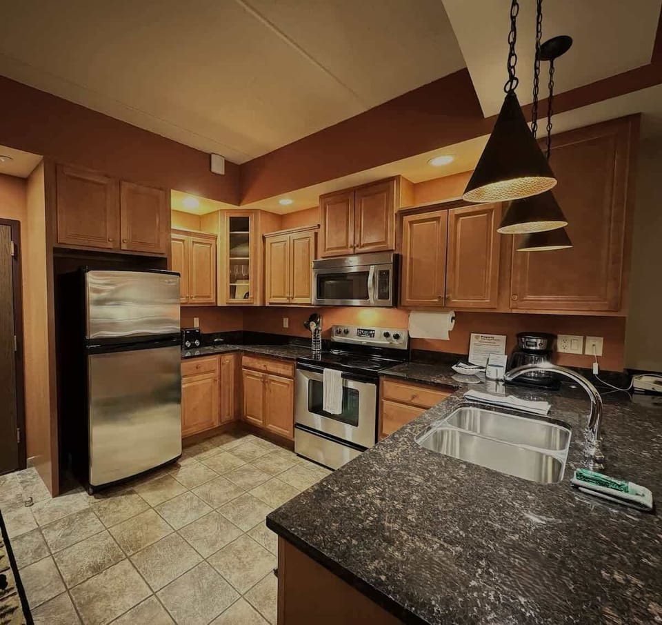 Modern Comforts in an Open-Concept Suite!