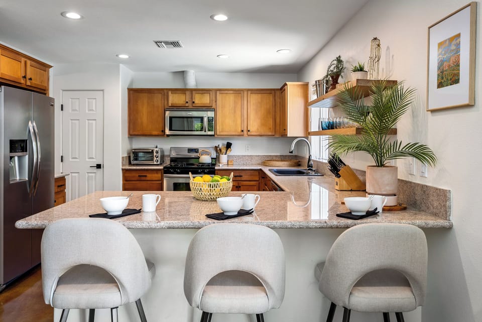 Breakfast bar for three