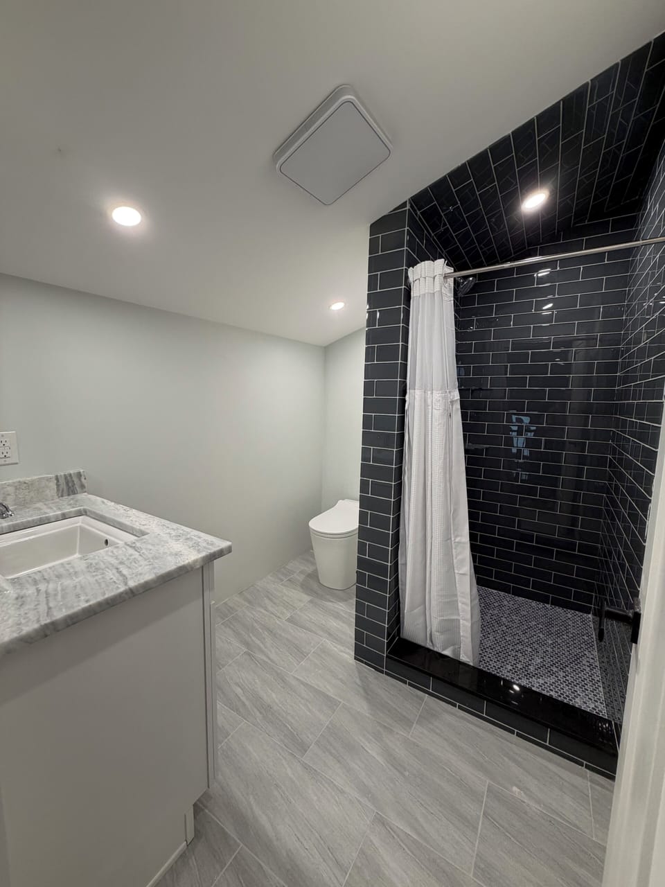 Upper level bathroom