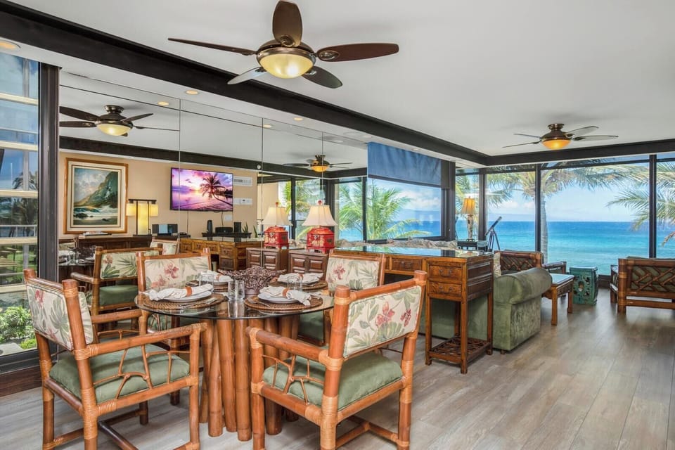   It’s the kind of place where even toast tastes better, because the ocean insists on being your breakfast date  