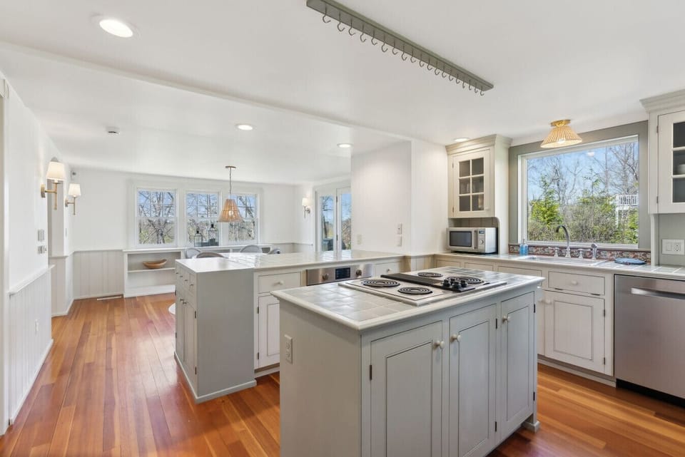 Open to Dining Area