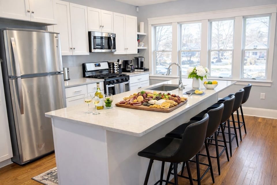 Entertain and dine in style.