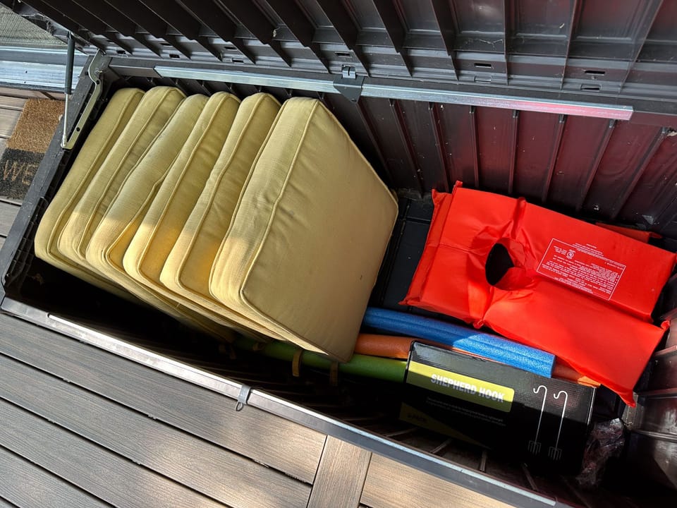 Well-stocked with all the essentials! Life jackets and paddles are provided to ensure a safe and fun time on the water.