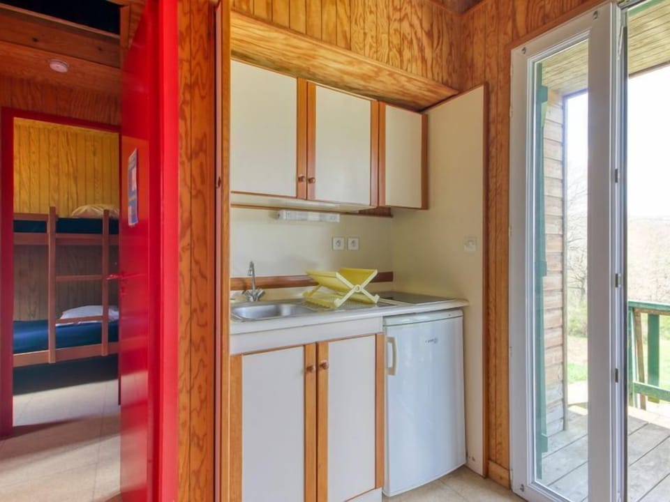 Make a quick meal in your kitchenette.