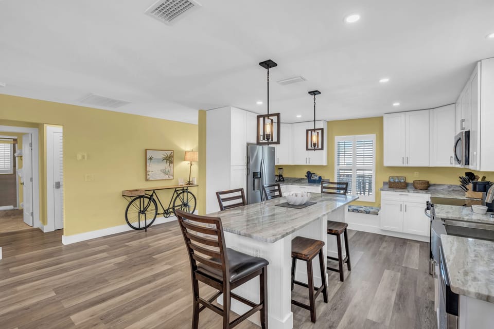 Upper kitchen